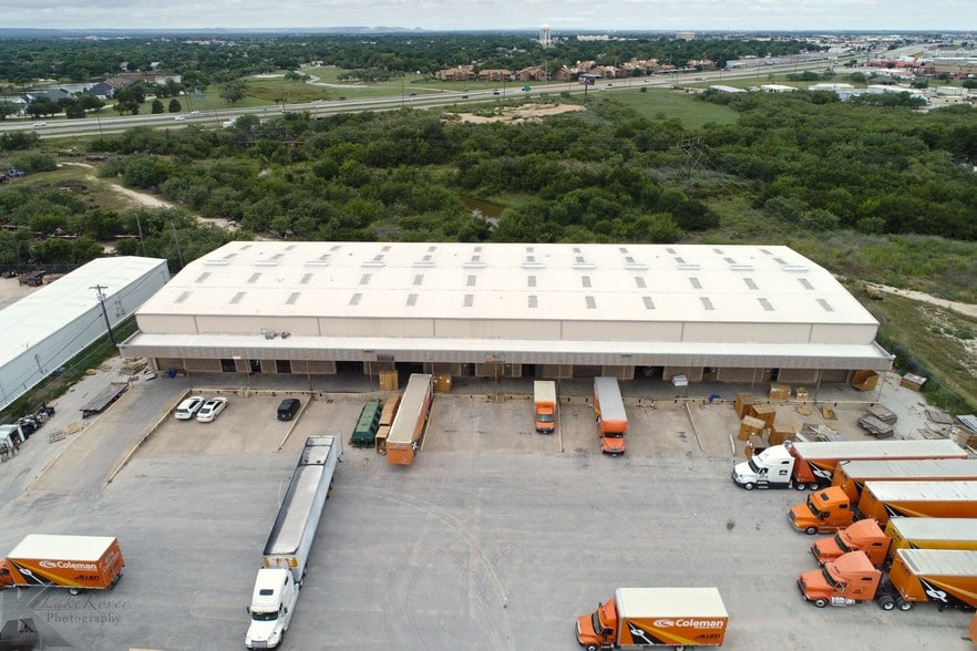 More Photos Of 4650 S Treadaway Blvd, Abilene Light Distribution For Lease