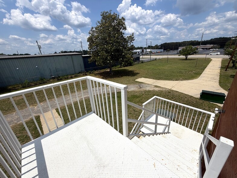 More Photos Of 3901 Raeford Rd, Fayetteville Religious Facility For Lease