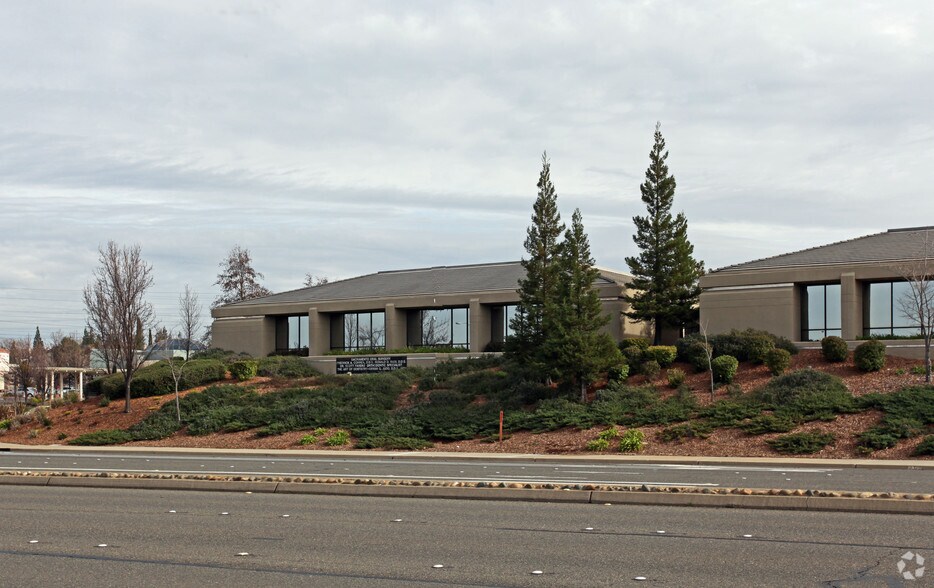 More Photos Of 1603 Eureka Rd, Roseville Office For Sale