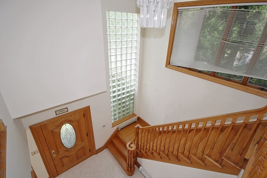 More Photos Of 161 Boardwalk Ave, Staten Island Multifamily For Sale