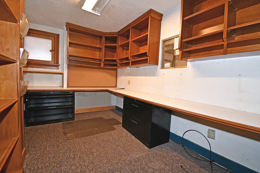 More Photos Of 1206 Brookline Blvd, Pittsburgh Medical For Sale
