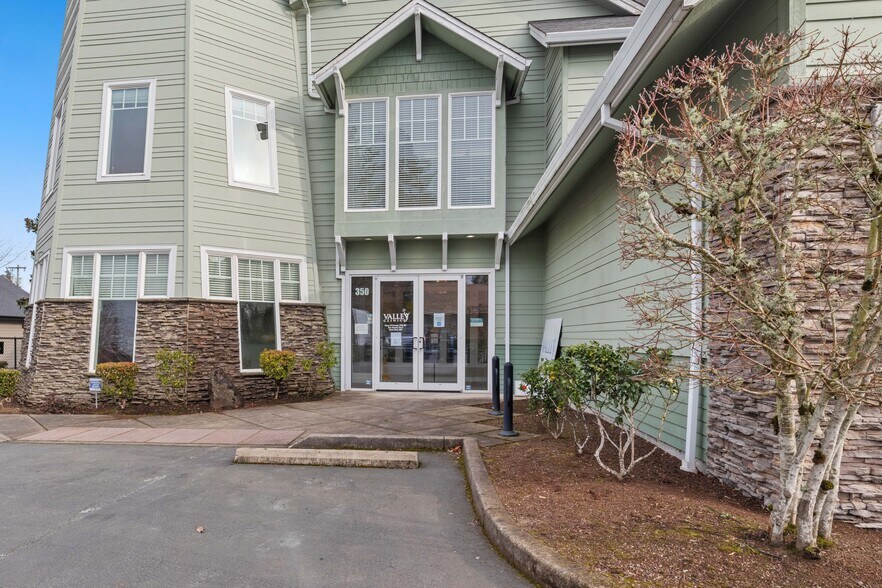 More Photos Of 350 Miller St SE, Salem Office For Sale