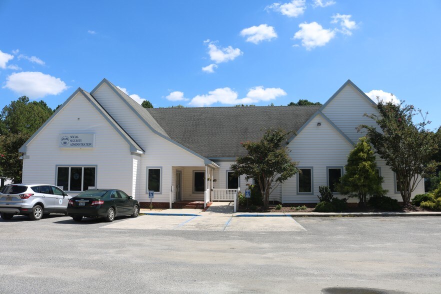 Primary Photo Of 22581 Center Pky, Accomac Office For Sale