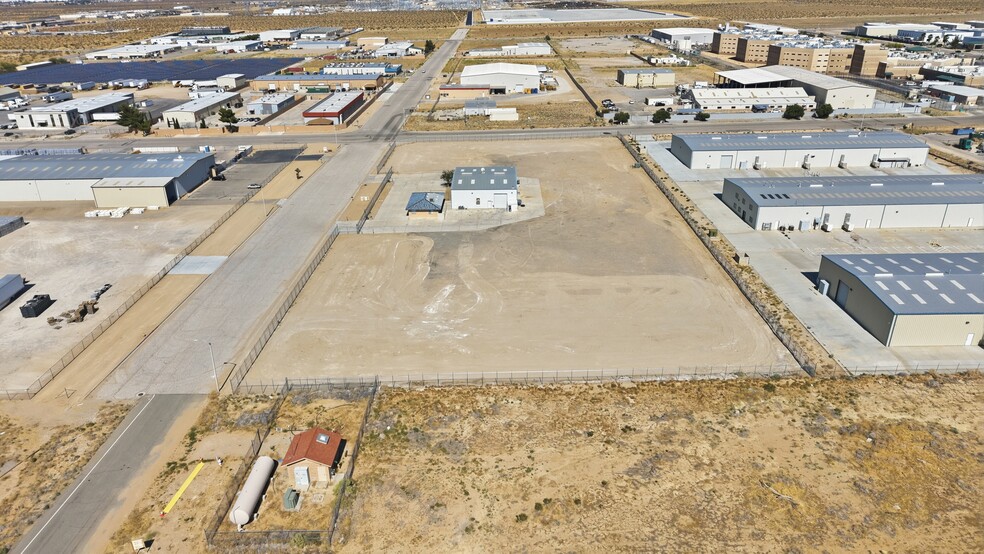 More Photos Of 9253 Cassia Rd, Adelanto Warehouse For Lease