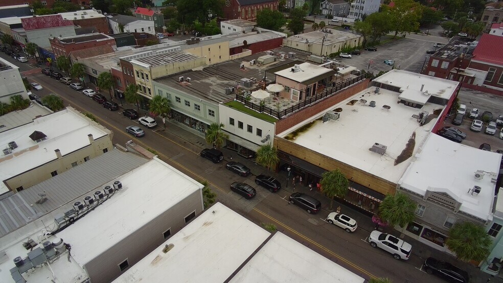 More Photos Of 495 King St, Charleston Storefront For Sale