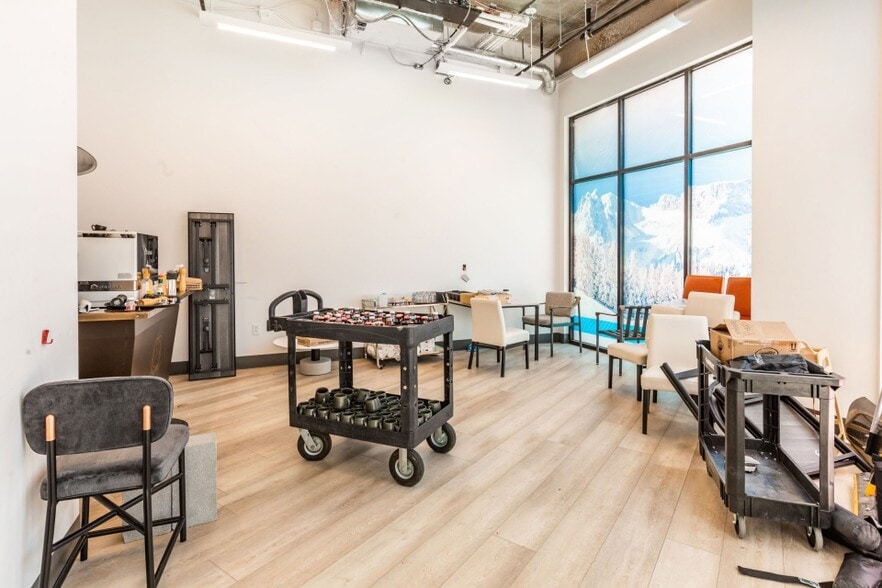 More Photos Of 2417 West High Mountain Rd, Park City Hotel For Lease