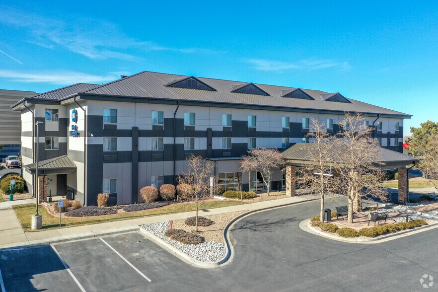 More Photos Of 15151 Brighton Rd, Brighton Hotel For Sale