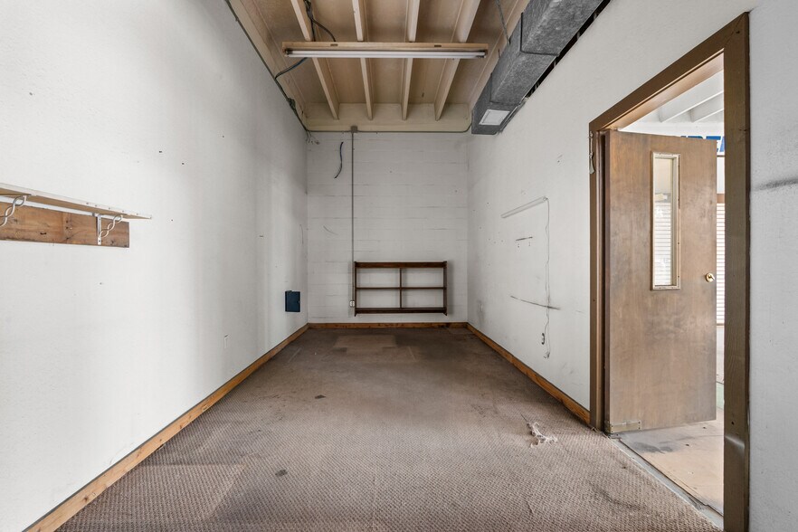 More Photos Of 1118 N Magnolia Ave, Ocala Warehouse For Sale