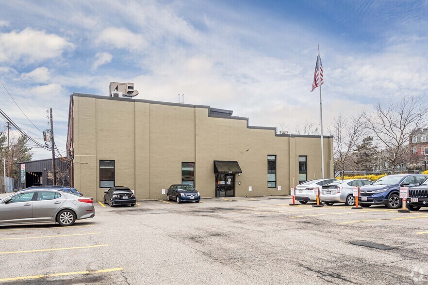 More Photos Of 555 Amory St, Jamaica Plain Office For Lease