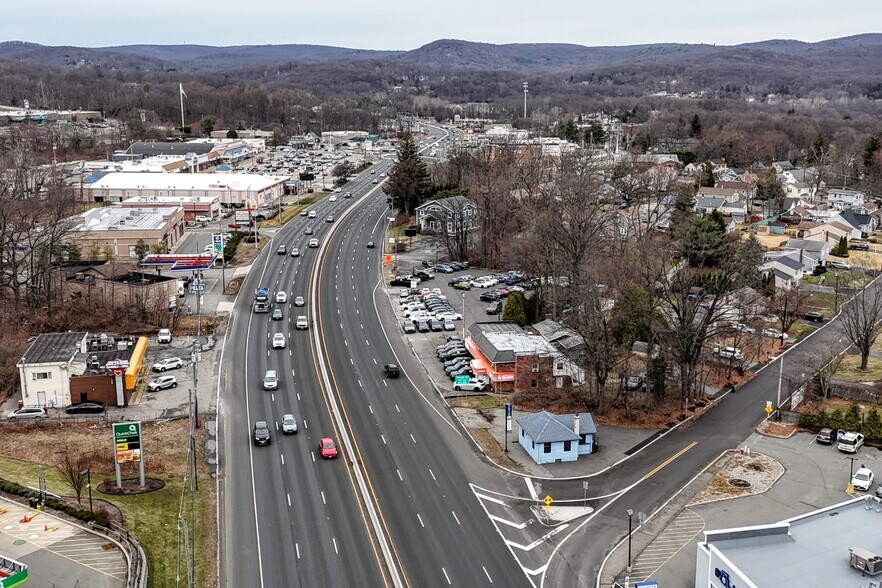 More Photos Of 1432 State Rt 23, Butler Freestanding For Lease