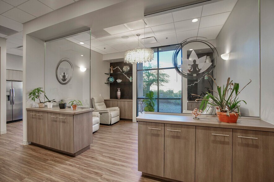 More Photos Of 11648 E Shea Blvd, Scottsdale Medical For Sale