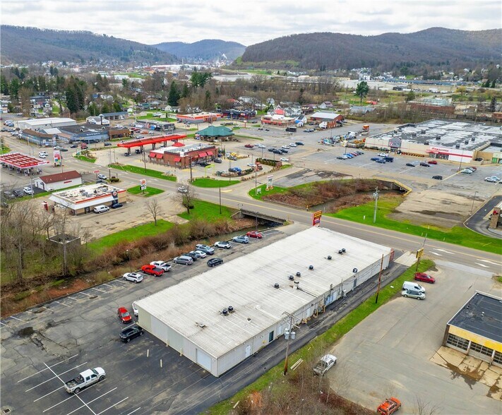 More Photos Of 1020 E Main St, Bradford Storefront For Sale