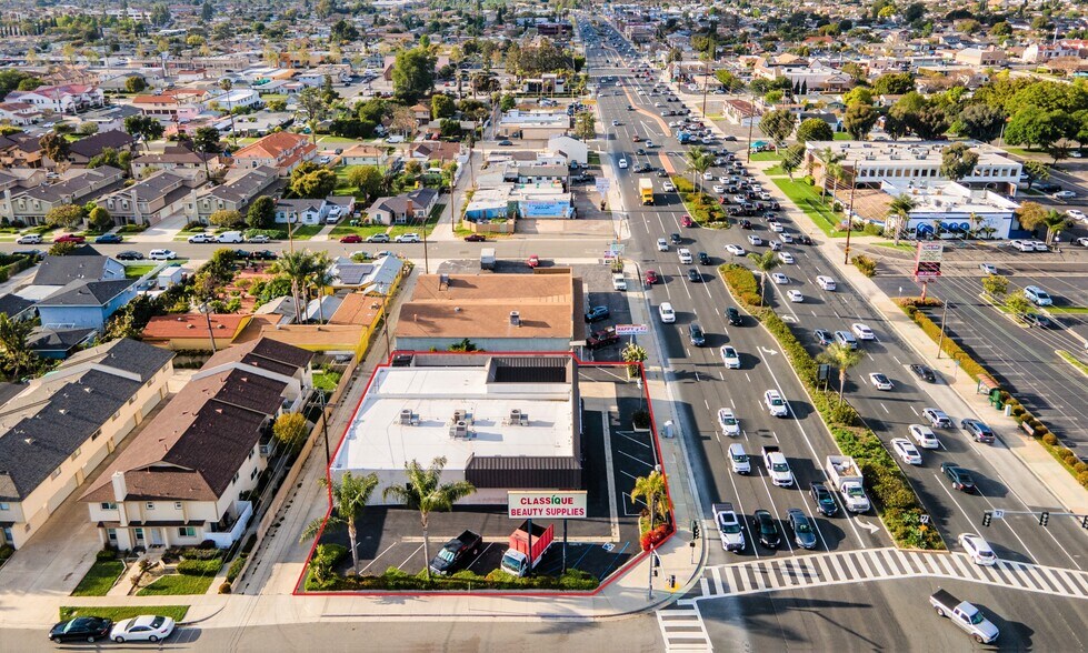 Primary Photo Of 14211 Beach Blvd, Westminster Freestanding For Lease