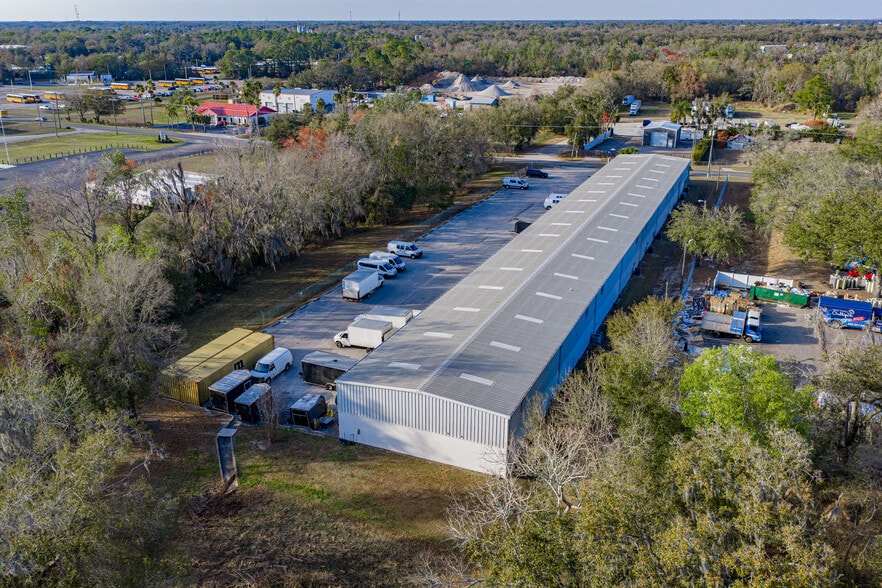 More Photos Of 2711 Airport Rd, Plant City Industrial For Sale