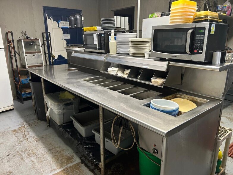 More Photos Of 9318 US Highway 59 N, Atlanta Specialty For Sale