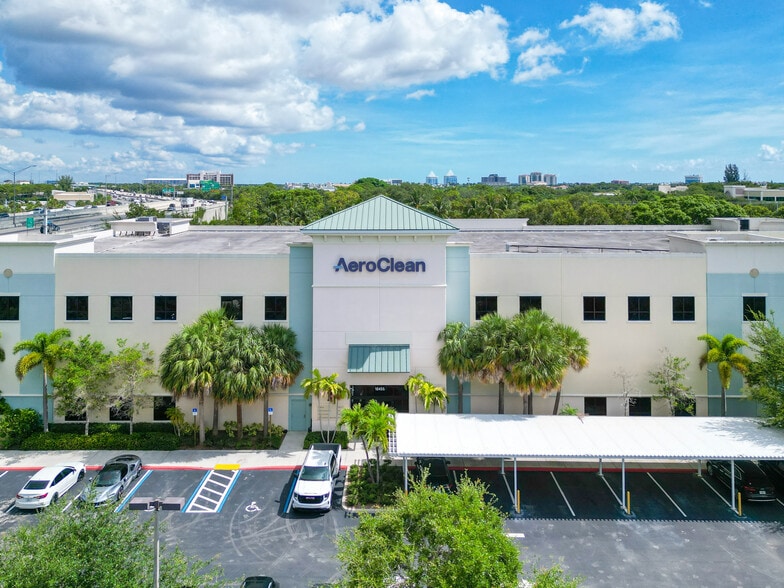 More Photos Of 10455 Riverside Dr, Palm Beach Gardens Flex For Lease