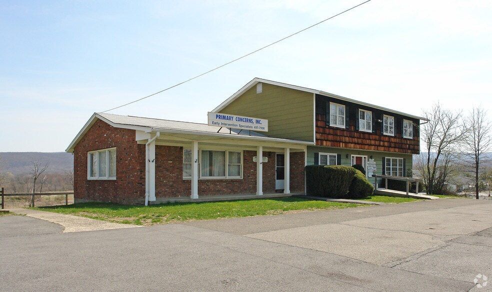 More Photos Of 25 South St, Washingtonville Office For Lease