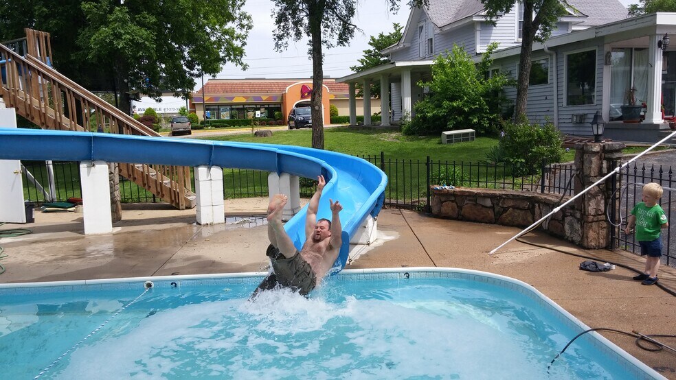 More Photos Of 10770 E State Highway 76, Branson West Hospitality For Sale