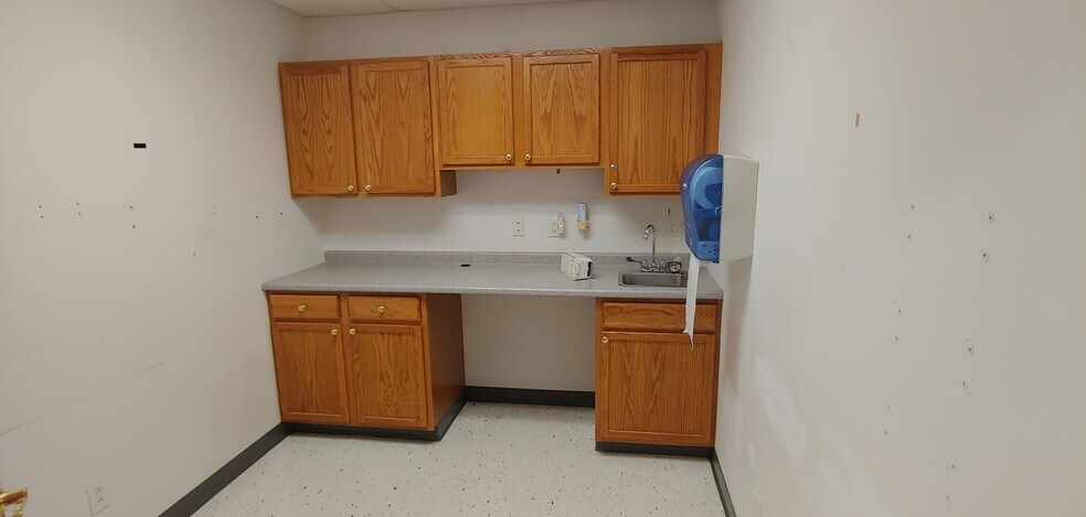 More Photos Of 166 E 4th St, Dunkirk Medical For Sale