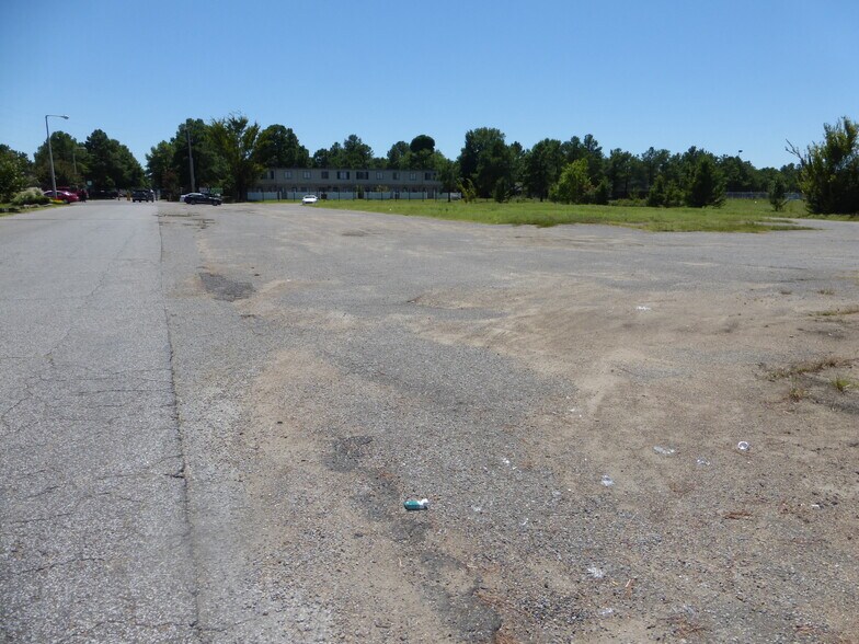 More Photos Of 0 American Way, Memphis Land For Sale