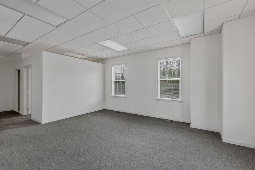 More Photos Of 1360 Montauk Hwy, Mastic Office For Lease