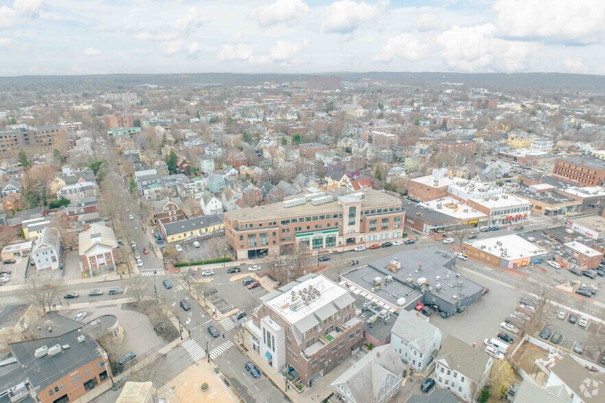 More Photos Of 212 Elm St, Somerville Office For Lease
