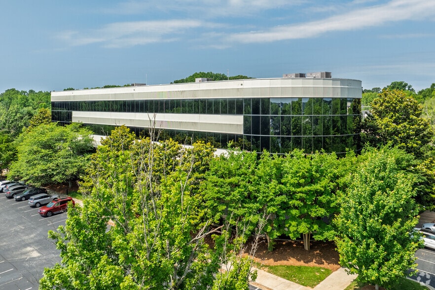 More Photos Of 1801 Stanley Rd, Greensboro Office For Lease