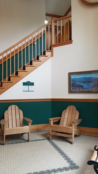 More Photos Of 8100-8116 Cazenovia Rd, Manlius Medical For Lease