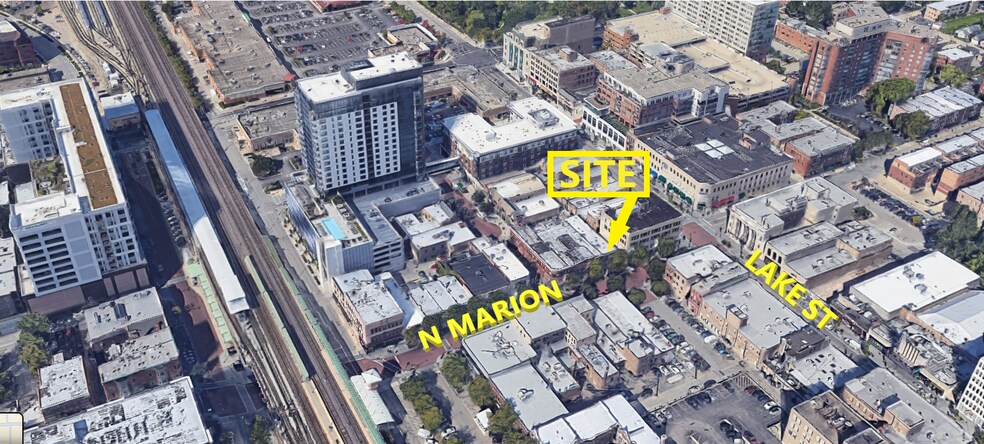 More Photos Of 127 N Marion St, Oak Park Storefront For Lease