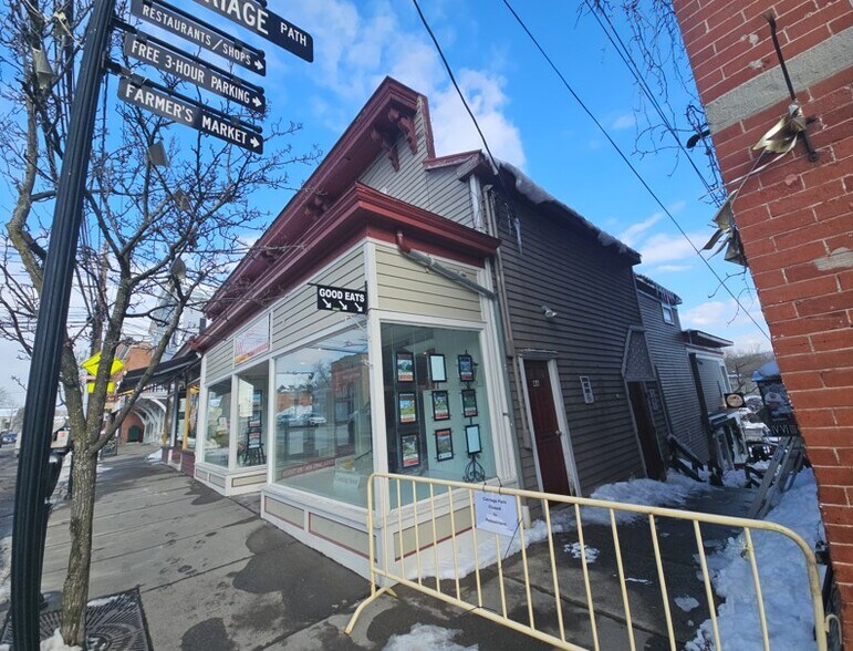 More Photos Of 46 Main St, Warwick Office Residential For Sale