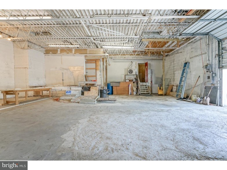 More Photos Of 240-242 N Broadway, Gloucester City Warehouse For Sale