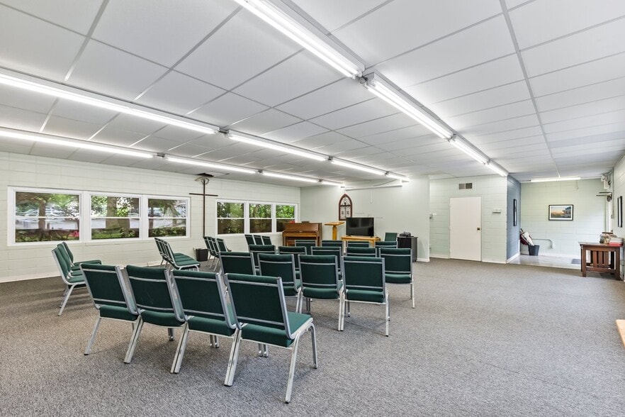 More Photos Of 1517 McCausland Ave, Saint Louis Specialty For Sale