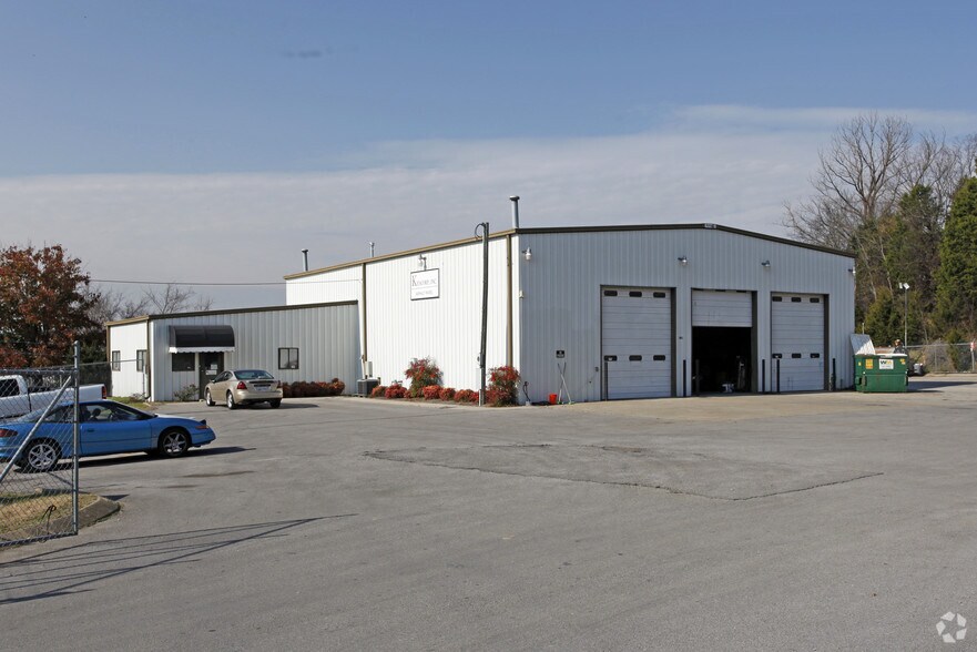 Primary Photo Of 225 Fiberglass Dr, Mount Juliet Warehouse For Lease