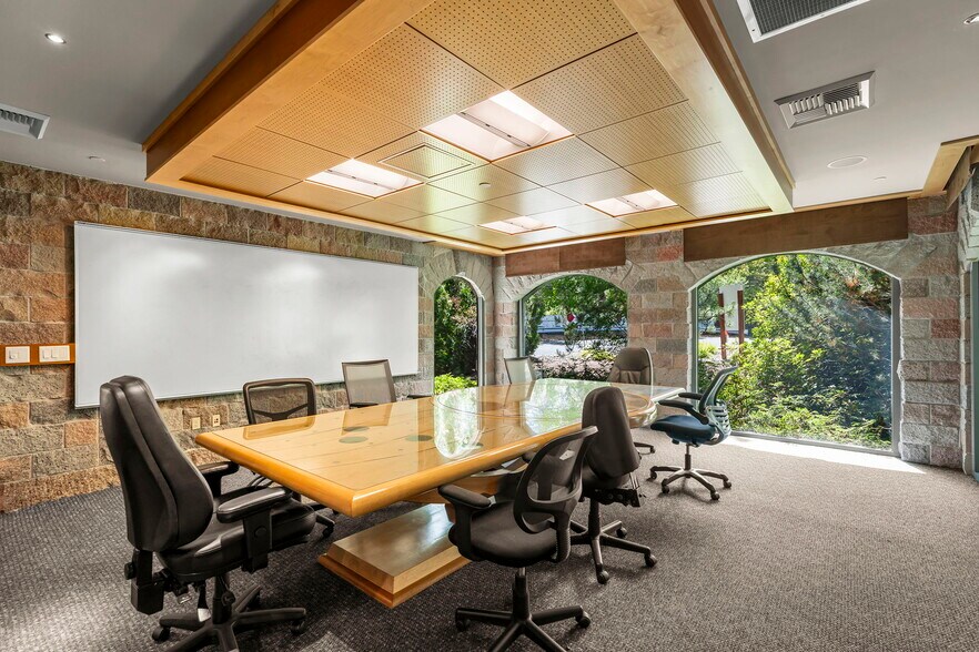 More Photos Of 6160 Plumas St, Reno Office For Lease