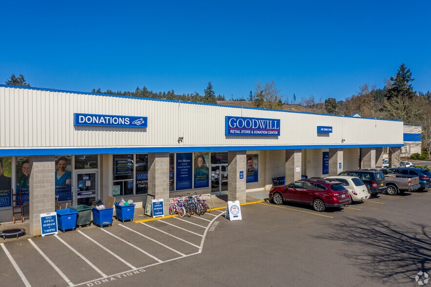 More Photos Of 1137 N Pacific Hwy, Cottage Grove Unknown For Lease