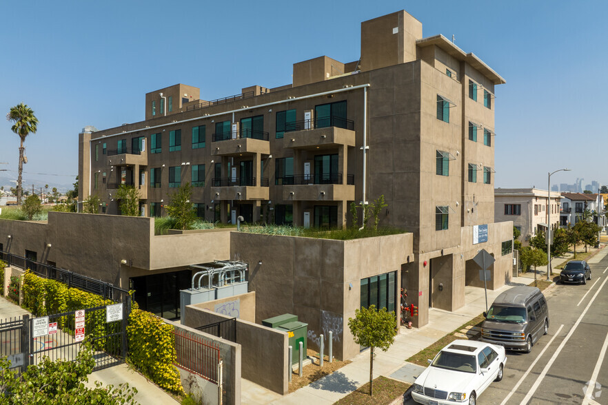 Primary Photo Of 3617 Venice Blvd, Los Angeles Apartments For Sale