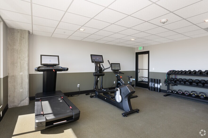 More Photos Of 1515 Julian St, Denver Apartments For Lease