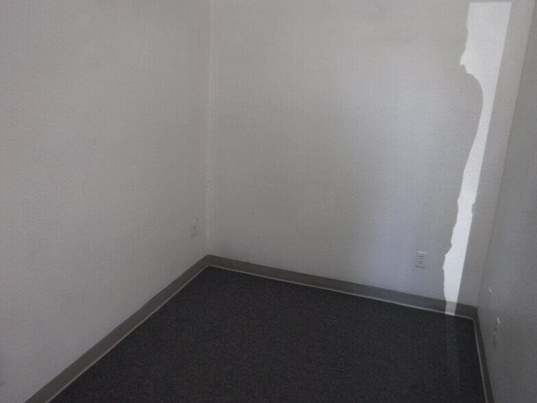 More Photos Of 3773 30th St, San Diego Unknown For Lease