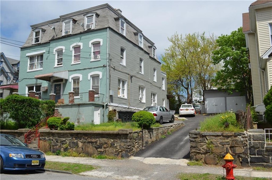 More Photos Of 45 Highland Ave, Yonkers Apartments For Sale