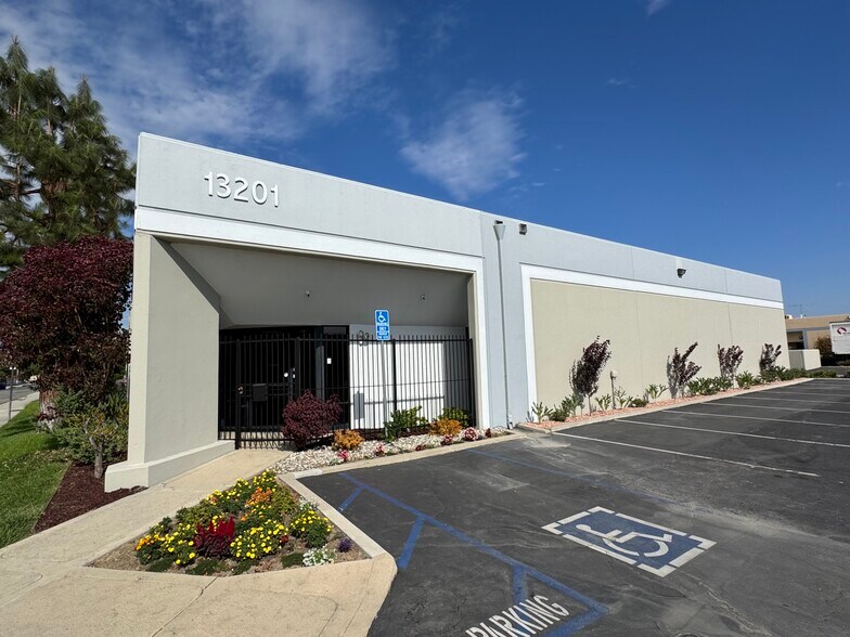 Primary Photo Of 13201 Barton Cir, Santa Fe Springs Service For Lease