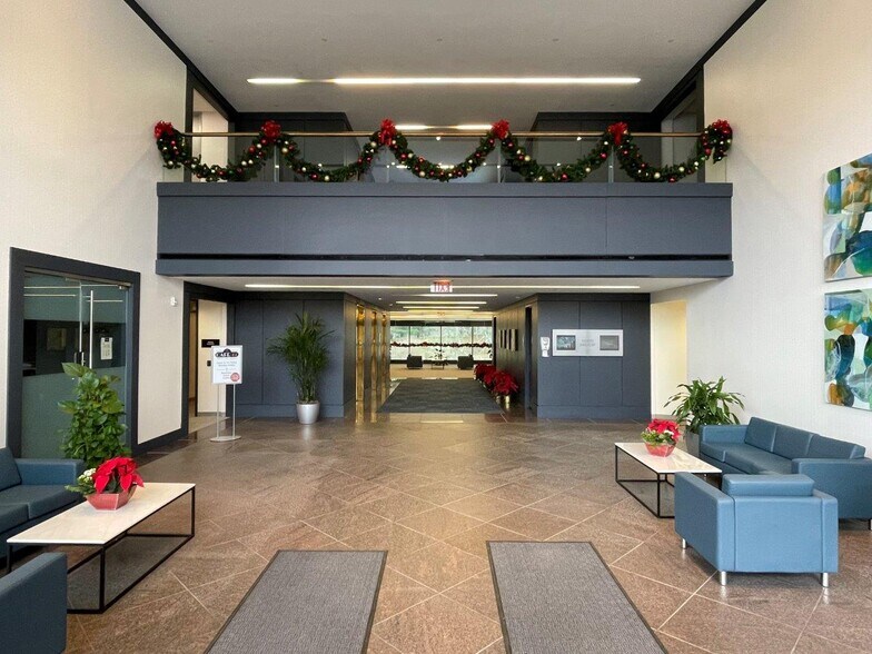 More Photos Of 44 Old Ridgebury Rd, Danbury Office For Lease