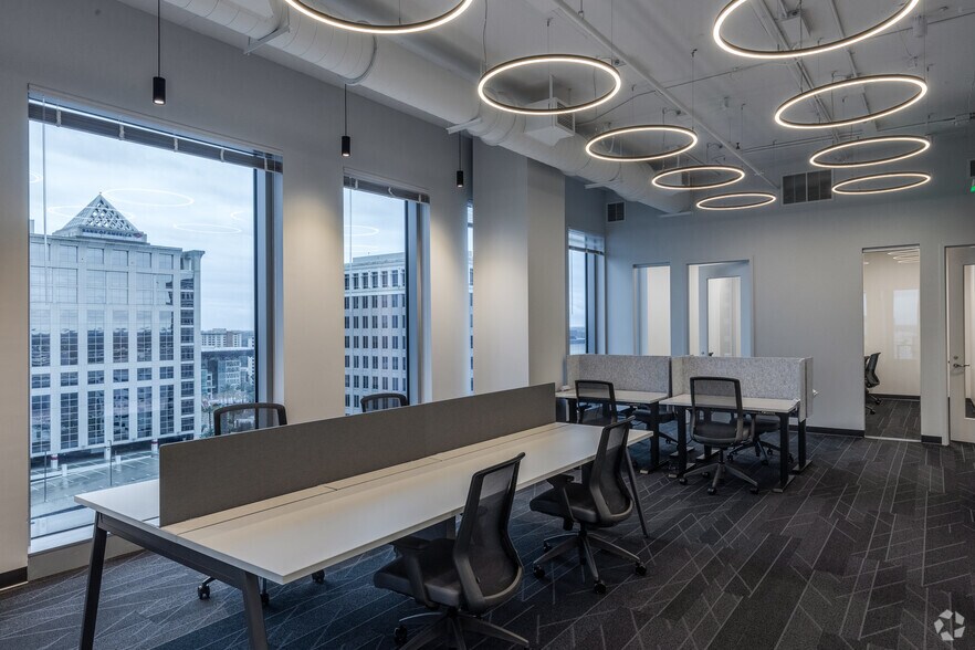 More Photos Of 333 S Garland Ave, Orlando Office For Lease