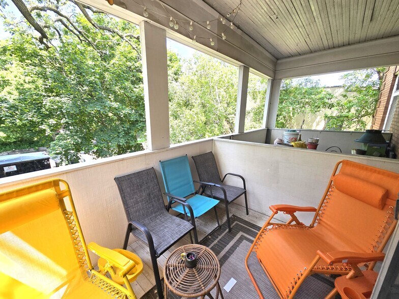 More Photos Of 2409 S Lyndale Ave, Minneapolis Multifamily For Sale