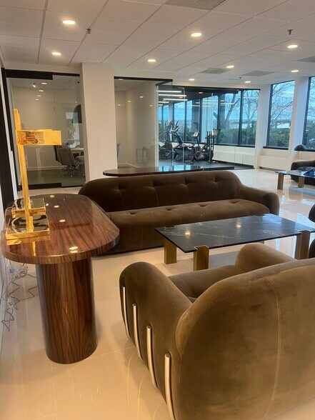 More Photos Of 30 Vreeland Rd, Florham Park Unknown For Lease