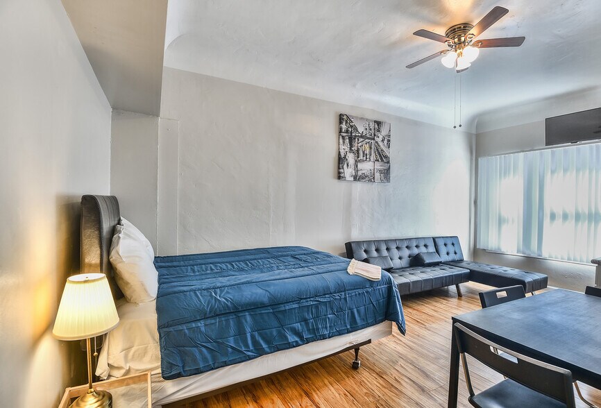 More Photos Of 721-729 S Alvarado St, Los Angeles Apartments For Lease