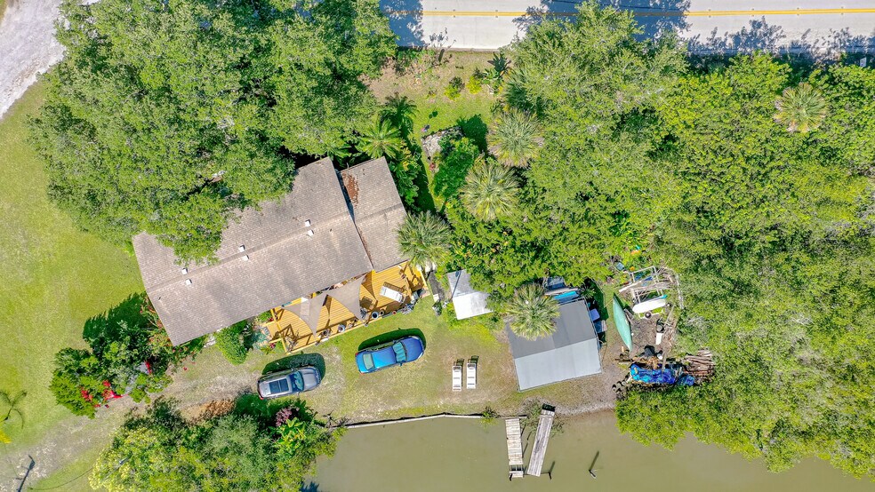 More Photos Of 416 E. Halifax Ave., Oak Hill Land For Sale