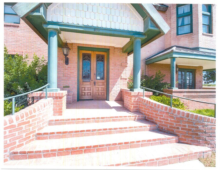 More Photos Of 420 W Casa Grande Lakes Blvd N, Casa Grande Office Residential For Sale