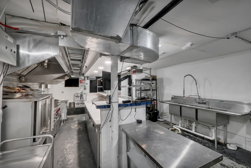 More Photos Of 3124 Georgia Ave NW, Washington Restaurant For Sale