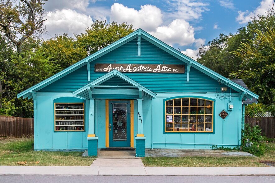 Primary Photo Of 401 W Belt Line Rd, Cedar Hill Freestanding For Sale