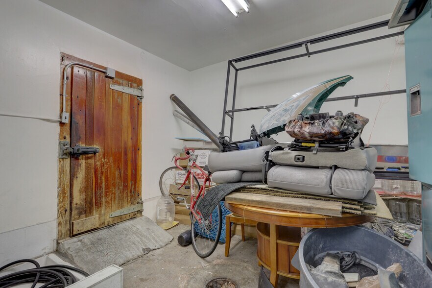 More Photos Of 3900-3910 W Colfax Ave, Denver Storefront For Lease